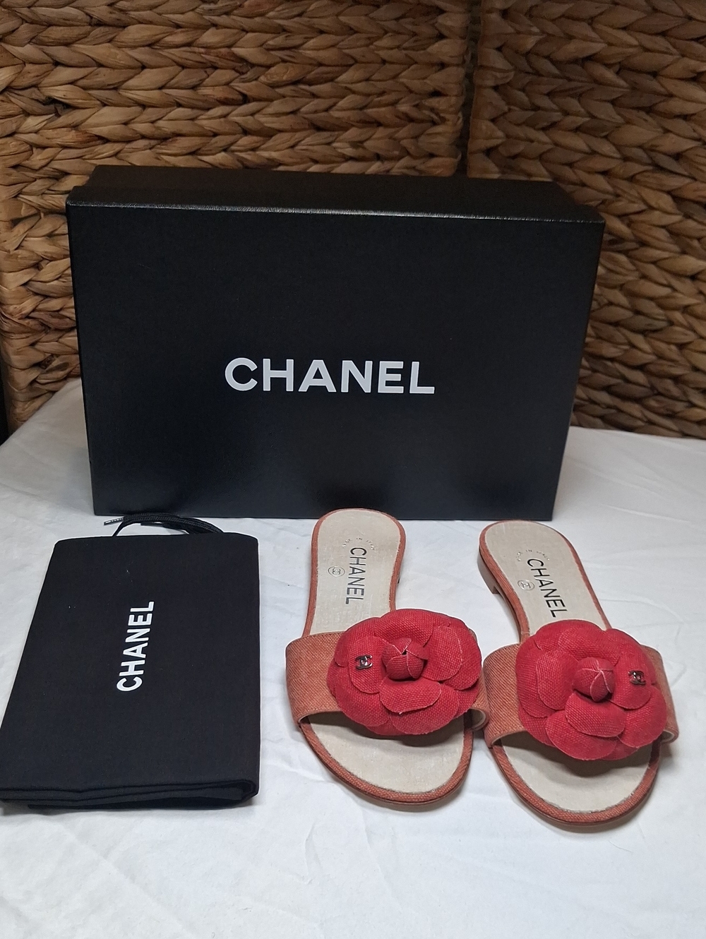 Chanel CC Camillia Slide Sandals Dark Pink Rose Fonce